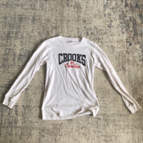 White crooks and castle sweater - Picture 1 of 2